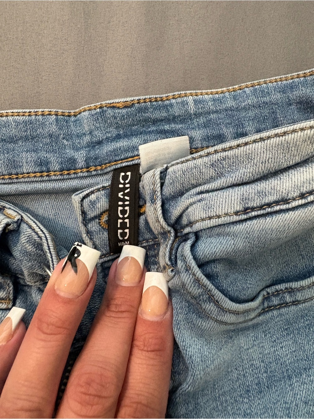 H&M Light Blue High-Rise Women’s Jeans